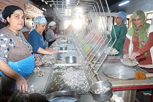 İpekböceği Projesi Kapsamında Kadın Çiftçiler Bursa İline Teknik Gezi Yaptı