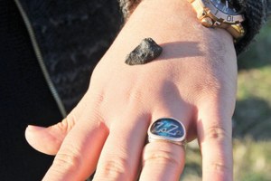 Başlarına Yağan Taş Bir Köyü Zengin Etti