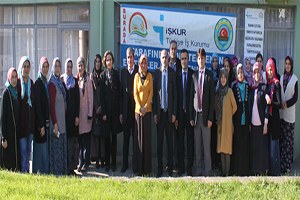 Düzceli Kadın Çiftçiler Eğitiliyor