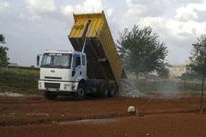 Hem Tarım Arazisi Hem Davalık Hem Kaçak