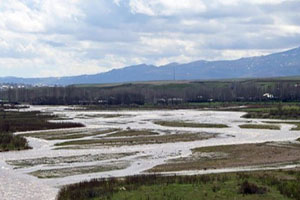Arnavutluk ta Binlerce Dönüm Tarım Arazisi Sular Altında Kaldı