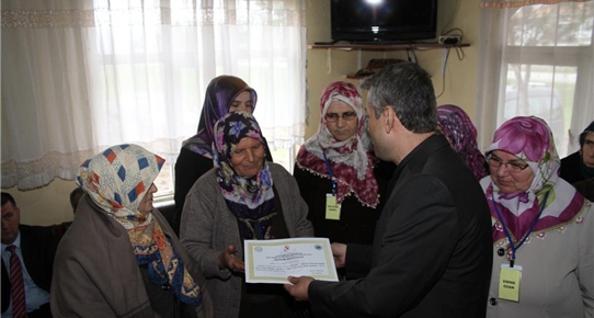 Çarşamba da Çiftçi Kadınlara Sertifikaları Verildi