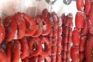 Muğla da Tarihi Geçmiş Sucukları Yıkayan Şahıslar Yakalandı