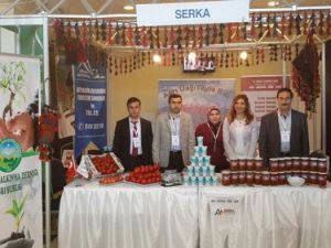 Serka Ağrılı Çiftçilerle Uluslararası Kongreye Katıldı