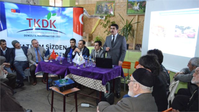 Tkdk Nihat Zeybekci nin Köyünde Bilgilendirme Toplantısı Yaptık