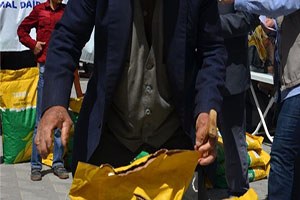 Ayaşlı Çiftçilere Yem Tohumları Dağıtıldı