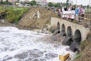 Zehirli su Marmara ya akacak