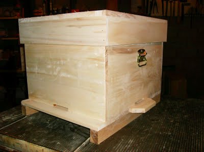 Arı Yetiştiricilerine Kovan Dağıtıldı