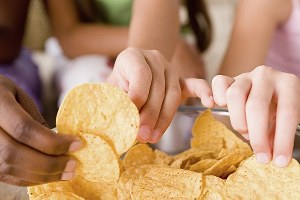 Fındık cipsi geliyor