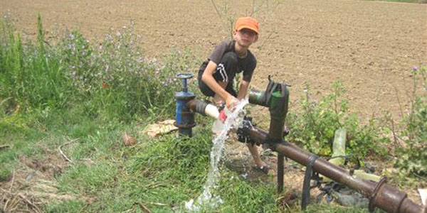 Çiftçinin Kuyudan Yaptığı Sulamanın Bedeli Çiftçiyi Düşündürüyor