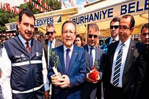 Balıkesir çiftçisine ekipman desteği