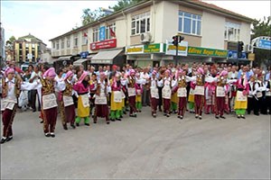 15 Tarım Aletleri ve Hayvancılık Festivali ne Doğru