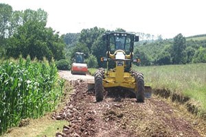 İzmit Belediyesi nden Tarım Arazilerine Yol