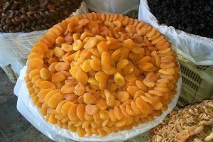 Kayısıcı Esnafı Fiyatların Düşmesinden Memnun