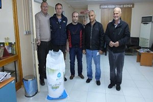 Burhaniye de Zeytinci Akıllı Gübreyi Tuttu