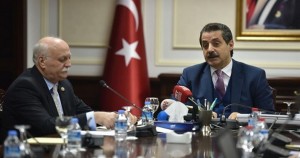 Fındık Bakanın Masasında