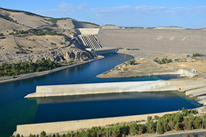 Atatürk Barajı Çiftçinin Sigortası Oldu