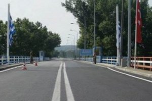 Yunanistan Türkiye İle Sınır Kapılarını Kapatıyor