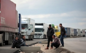 İpsala da Tır Giriş Ve Çıkışları Normale Döndü