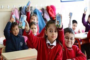 6 Milyon Öğrenciye 57 Bin Ton Süt