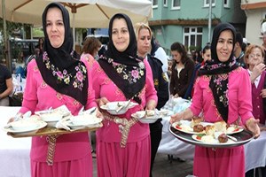 Türkiye yi Çin in Elinden Misi Köyünün Kadınları Kurtaracak