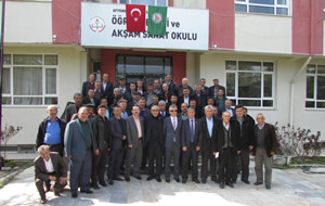 Sandıklı Ziraat Odası Kura İle Köylere Hibe Makina Ve Ekipman Dağıttı