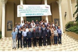 Üzüm Çeşitleri Projesi Salihli de Tanıtıldı