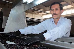 İmamlıktan Fabrika Patronluğuna