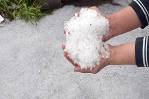 Çorum da Dolu Yağışı Tarım Arazilerine Zarar Verdi
