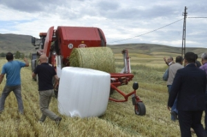 DAP İdaresi nden Silaj Makinası Desteği
