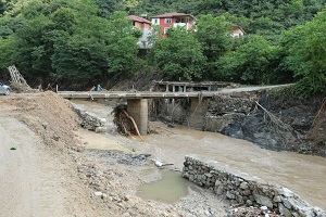 Ordu ya 5 Günde 6 Aylık Yağmur Düştü