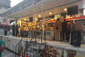 Tanıtım TIR ındaki Tüm Gıda Malzemelerine El Konuldu