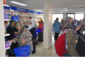 Gıda Bankası nda Alışverişler Başladı