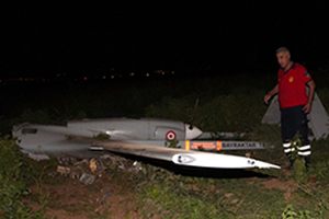 İHA İsot Tarlasına Düştü