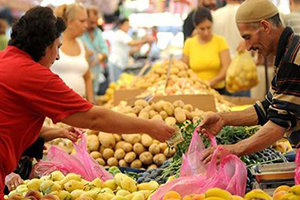 Yoksulluk Sınırı Geriledi Meyve Sebzede Beklenen Düşüş Gerçekleşti