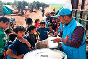 4 TIR lık Gıda Yardımı Ulaştı