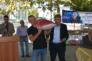 41 Bin 840 Kg Yem Bezelyesi Tohumu Dağıtıldı