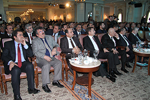 Vanlı STK lardan Bakan Çelik e Tam Destek