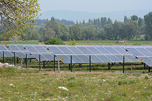 Tarladaki Güneş Panellerinden 100 Bin Liralık Enerji