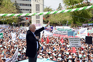 Binlerce Çiftçi Başkent te Bir Araya Geldi