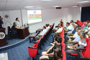 Antalya da Üreticiler Virüs Hastalıklarına Karşı Bilgilendirildi
