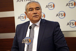 Çinliler Afrika da Domates Yetiştirip Avrupa ya Satıyor