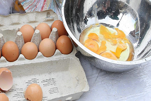 Avrupa daki Böcek İlaçlı Yumurta Skandalı Büyüyor