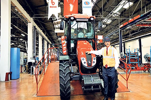 180 milyon dolarlık traktör yatırımı yaptı