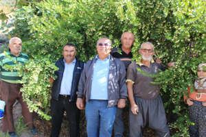 30 Yıl Önce Köye Gelen Öğretmen Hayatlarını Değiştirdi