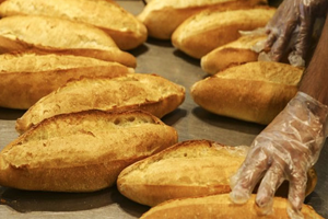 Ekmeğe Yüzde 15 Zam