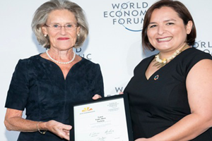 Dünyanın En Başarılı Sosyal Girişimcisi Ödülünün Sahibi Tülin Akın Oldu