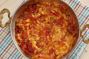 Menemen Soğanlı mı olur Soğansız mı