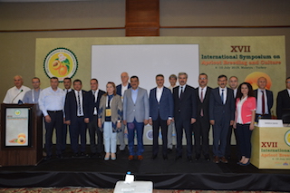 Tarımla 127 milyonu besliyor 17 milyar dolar da ihracat yapıyoruz