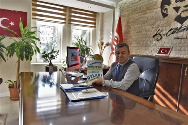 Antalya nın Yenilebilir ve İçilebilir Otları Kitabı Yayımlandı